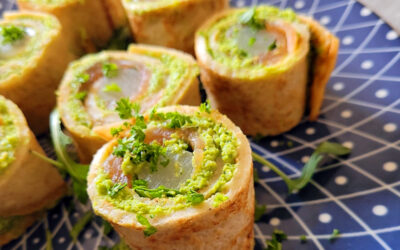 Pannenkoekrolletjes met witte asperges