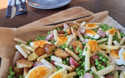 Traybake met asperges, aardappeltjes en erwtjes